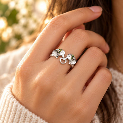 🔥😍Elephant Heart Ring – A Meaningful Keepsake for Sisters & Best Friends