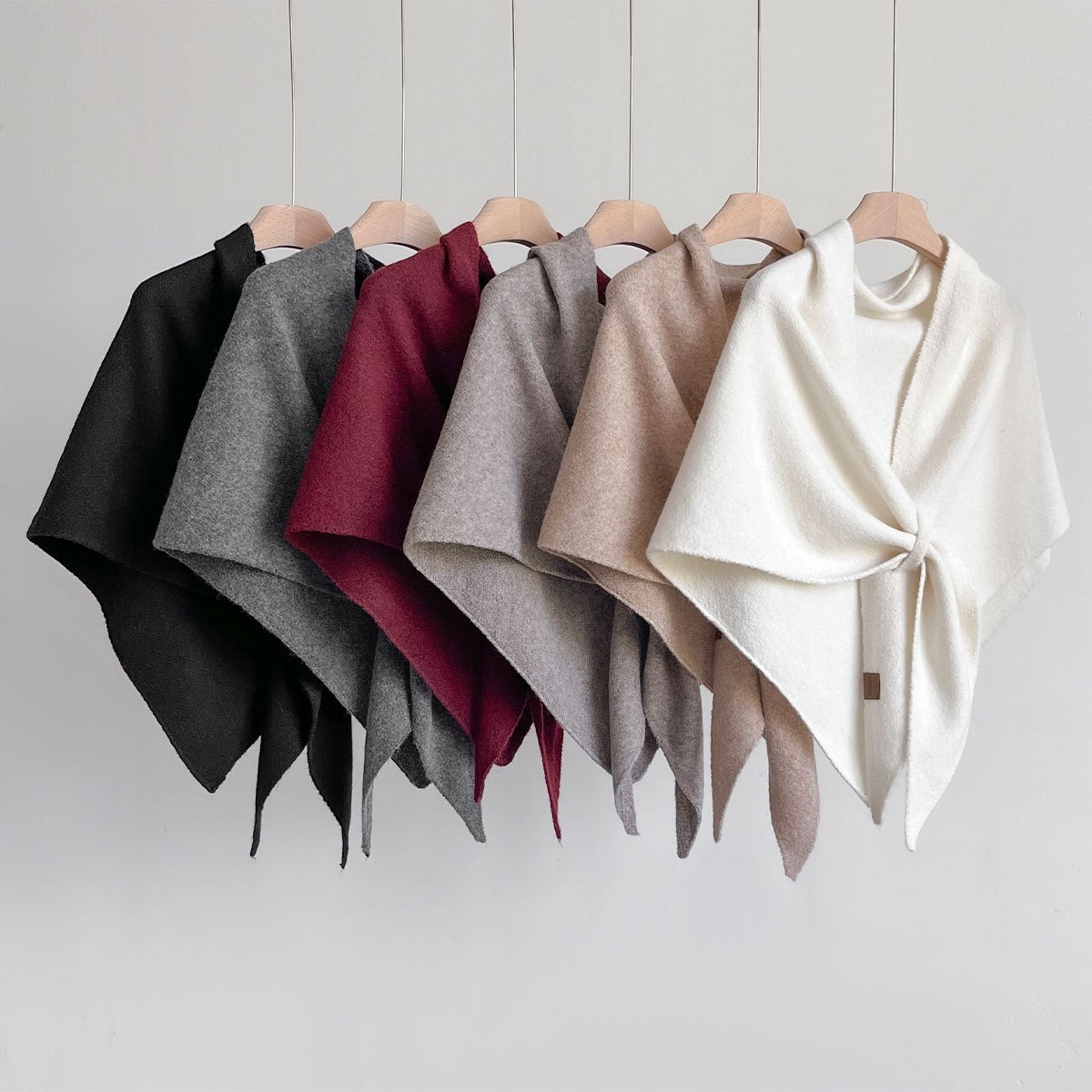💖Women's Solid-Color Cashmere Scarf-🍂Your Everyday Touch of Elegance